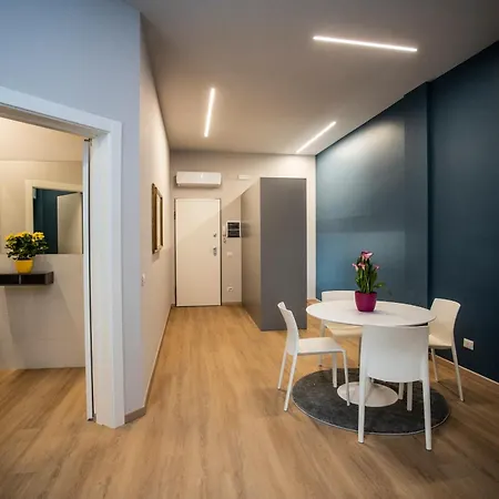 Les Petites Maisons Apartment *